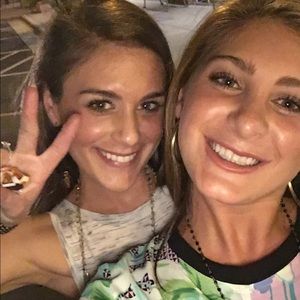 Meet your Posher, Allison