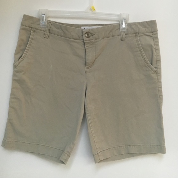 Aeropostale Khaki Midi Shorts