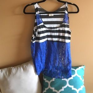 Daytrip by Buckle top