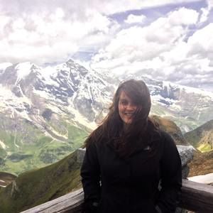 Meet your Posher, Natalie
