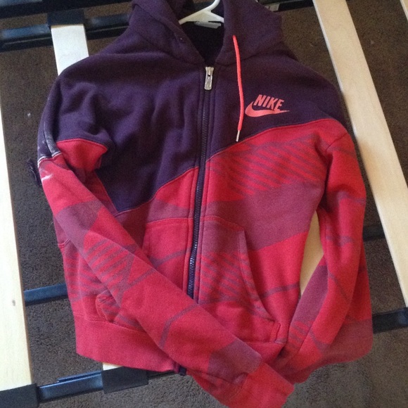Nike zipper sweater