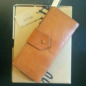 Never Used Elegant Madewell Leather Post Wallet