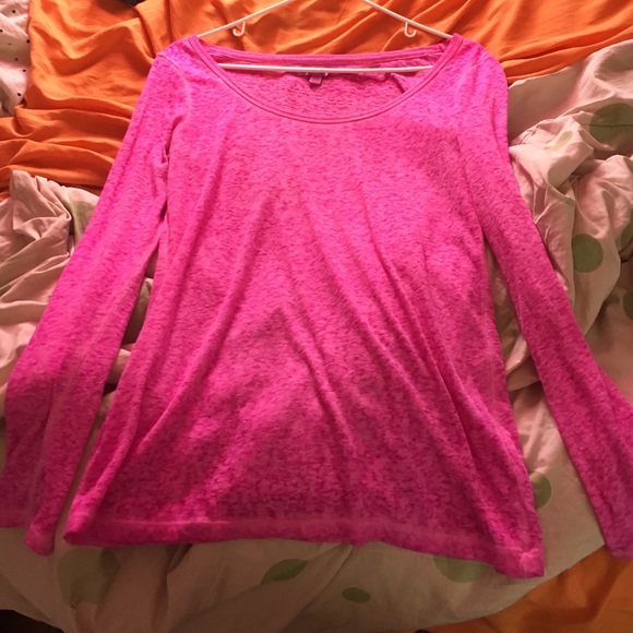 Long sleeve t-shirt