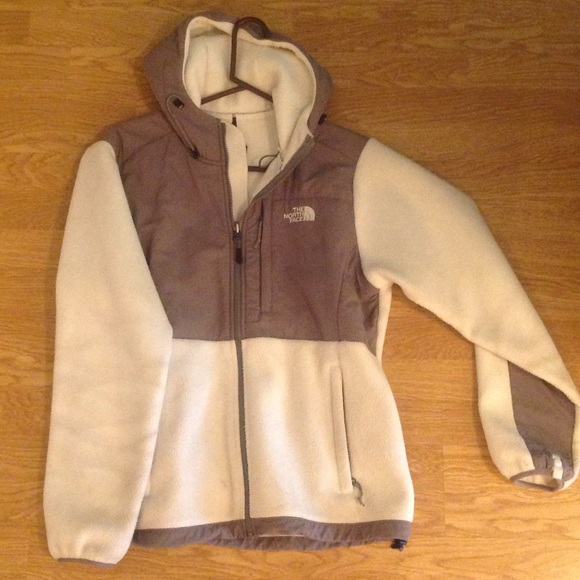 Hooded North Face Denali