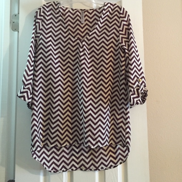 Chevron top