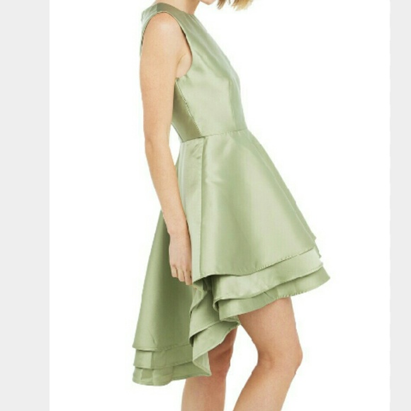 Hi-Lo Ruffle Bridesmaid  Formal Dress NWT Size M L - Picture 2 of 4