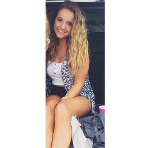 Meet your Posher, Haley