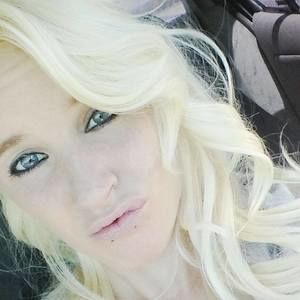 Meet your Posher, Codie