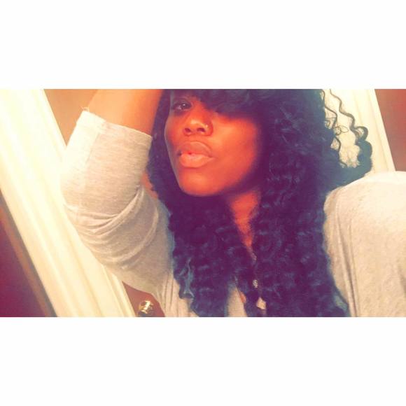Meet your Posher, Lyssa