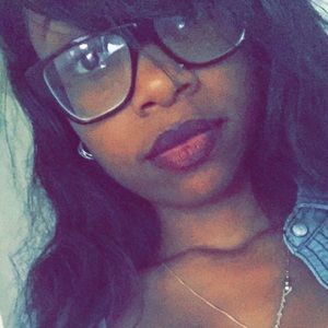 Meet your Posher, Bria