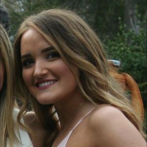 Meet your Posher, Lucy