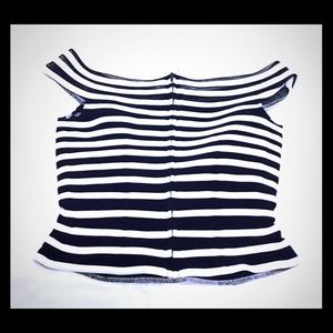 JS Signature Club Top Size 8