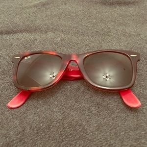 RayBan wayfarer sunglasses