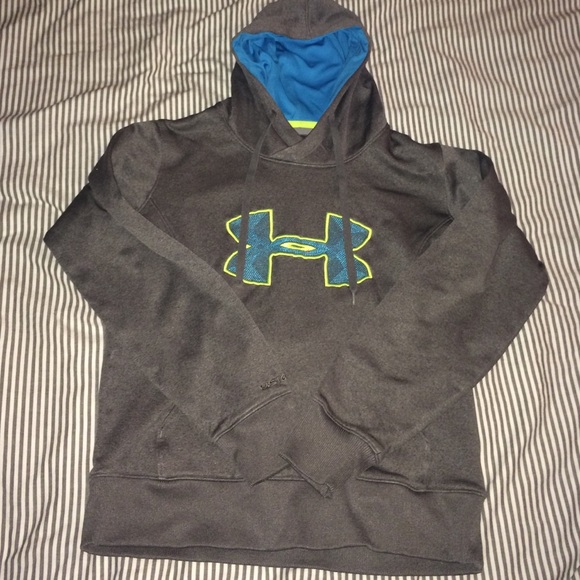 Medium Gray Under Armour Sweatshirt