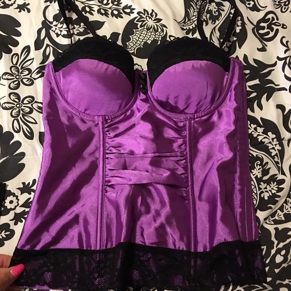 Fredricks of Hollywood lace corset  Sz 34