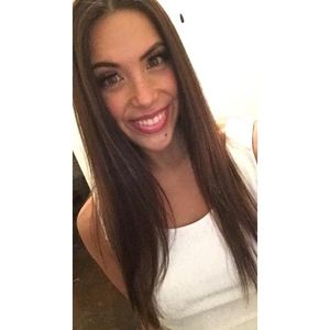 Meet your Posher, Angelica