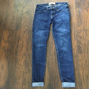 Dark wash Hollister ultra skinny jeans