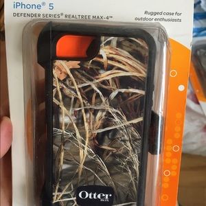 iPhone 5 otter box