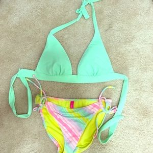 Victoria's Secret swimsuit size small