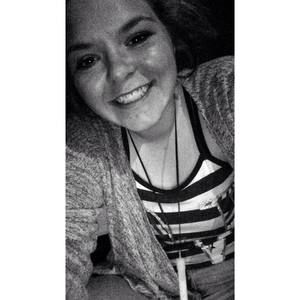 Meet your Posher, Katelyn