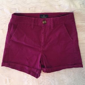 NEVER BEEN WORN AEO hi-rise shortie