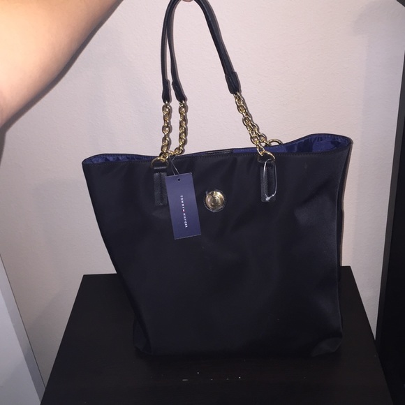 Tommy Hilfiger Tote