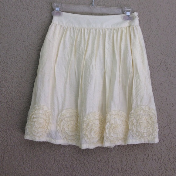 Off white skirt size small