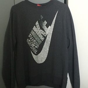 Nike crewneck