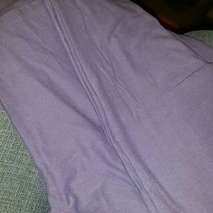 Gorgeous color of purple Lularoe TC leggings