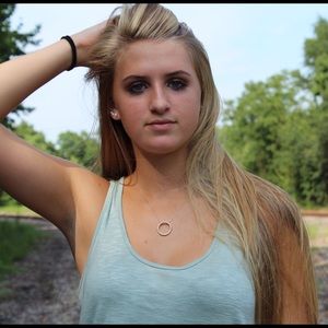 Meet your Posher, Allie