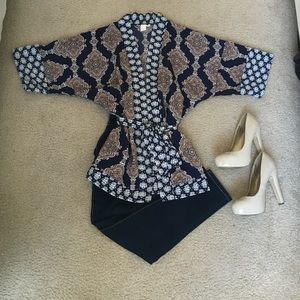 Patterned kimono/robe