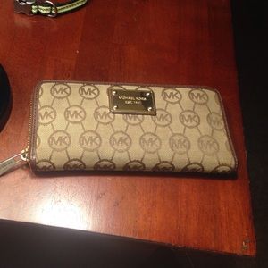 Michael Kors wallet