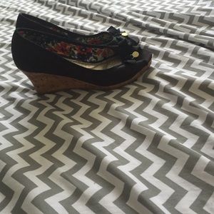 Black open toe wedges