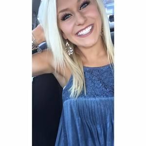 Meet your Posher, Lauren