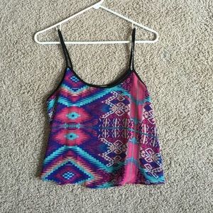 Flowy, patterned crop top