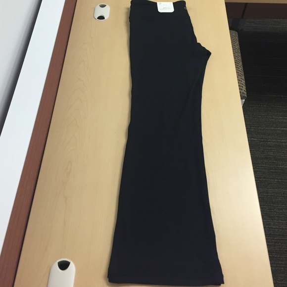 Women's Activewear Pants (XL)