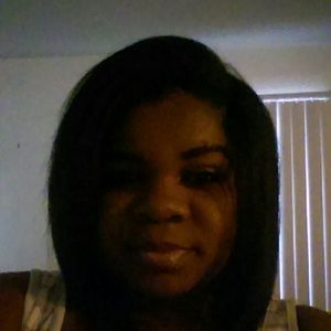 Meet your Posher, Latoya