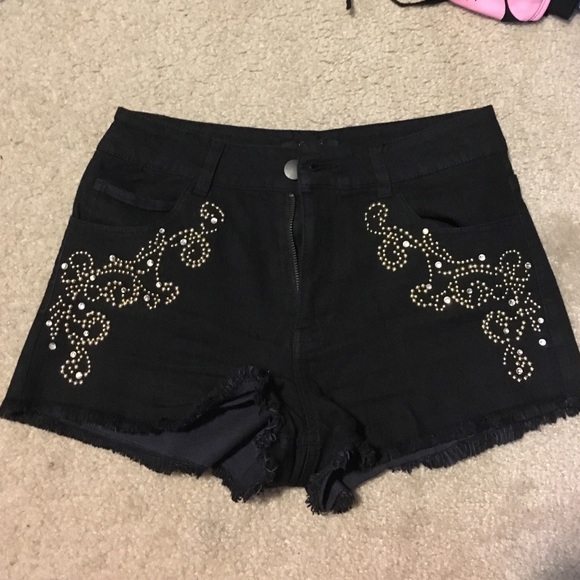 Black, detailed high waisted shorts