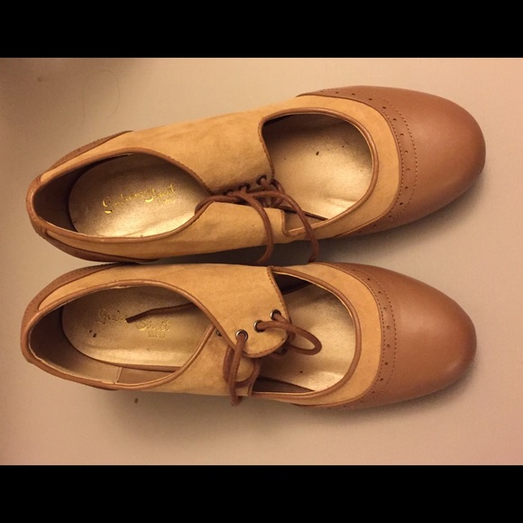 Adorable Modcloth Shoes (brand: Greshem Street)