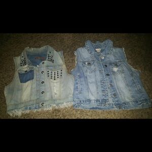 TWO DEMIN BUTTON UP VEST