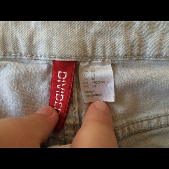 H&M Grey Jean Shorts - Picture 3 of 3