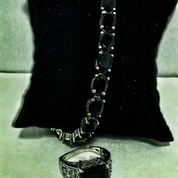 Black spinel bracelet and ring