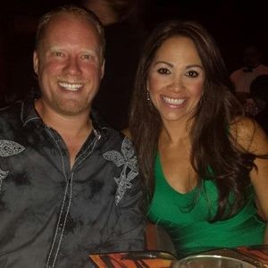 Meet your Posher, Claudia