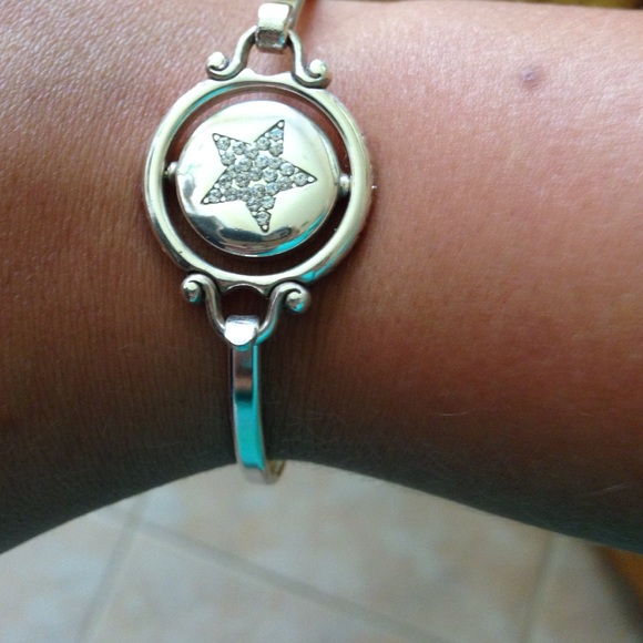 💲HALF OFF💲Brighton bracelet (offer me)