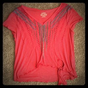 Patterned MUDD t shirt