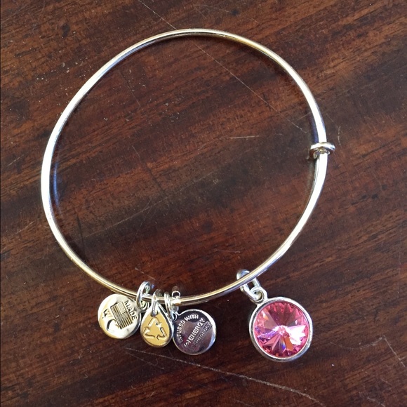 Brand new, never been worn. From Reeds Jewelers.