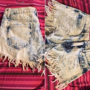Forever 21 distressed denim shorts