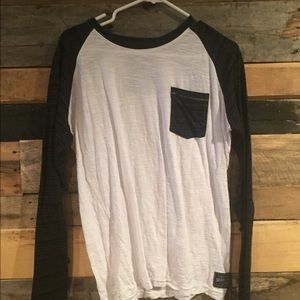 Large long sleeve tee