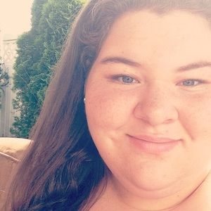 Meet your Posher, Marissa