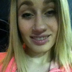 Meet your Posher, Candace